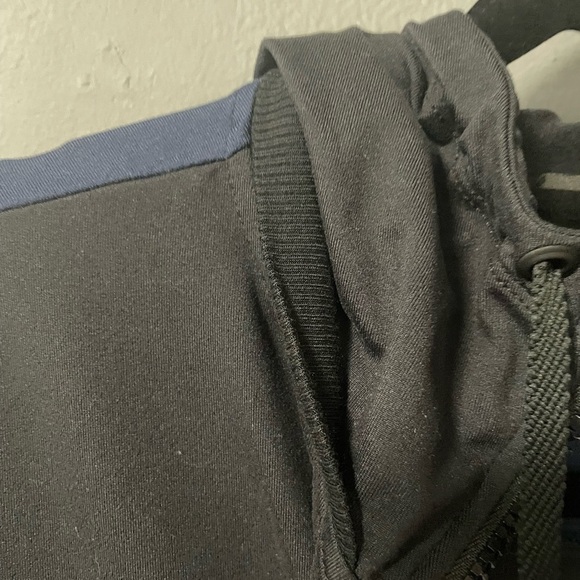 ALALA Mesa Zip-Front Colorblock Active Bomber Jacket. Size X-Small - Picture 6 of 13